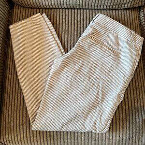 Women's Merona White & Tan Striped cropped ankle pant, great for summer, Size 2